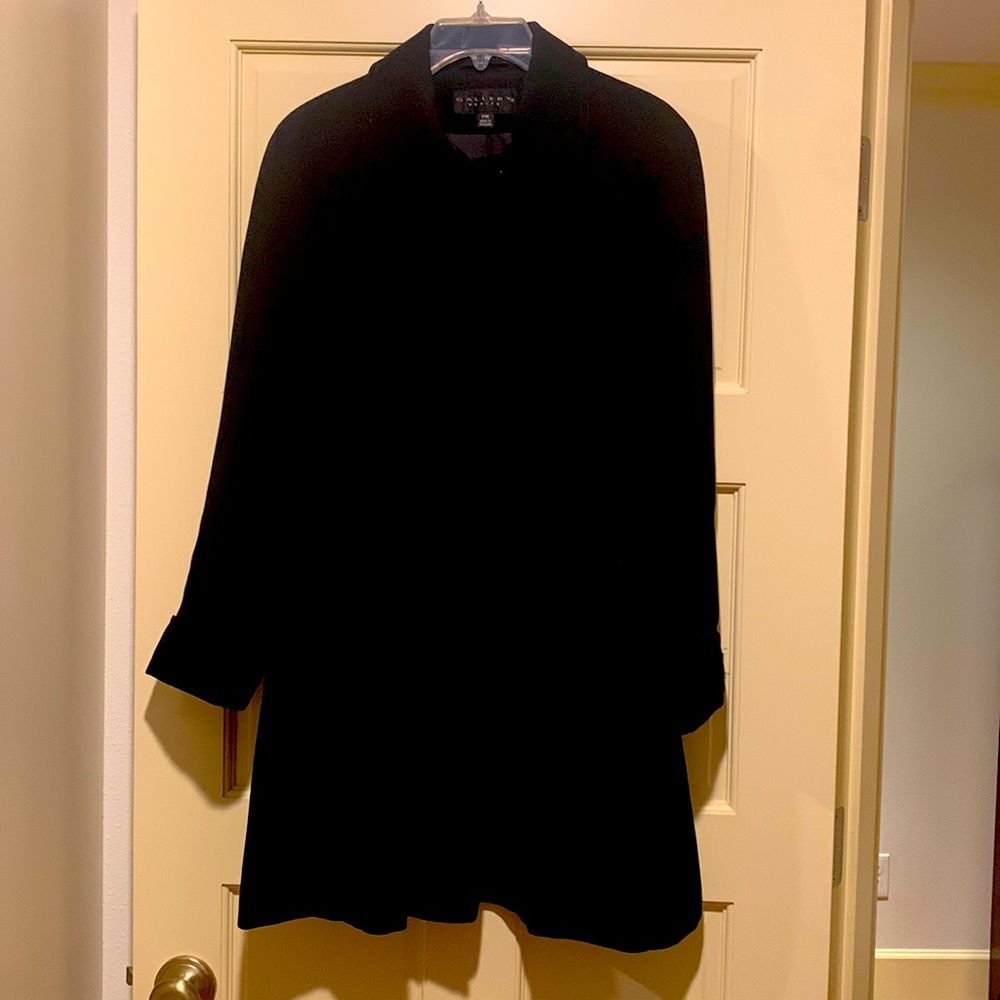 Black trench coat. Petite medium. 37 inched long.